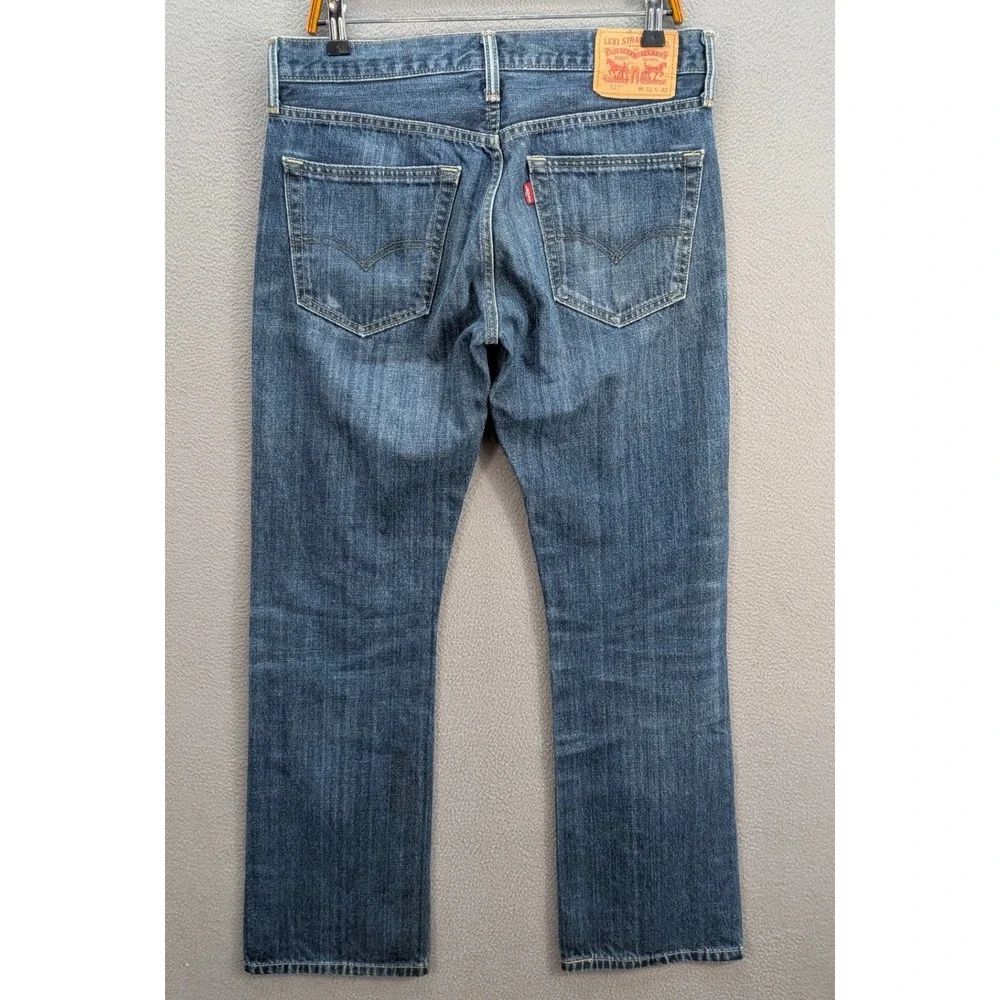 Levis 527 Men's Blue Denim Jeans Size 32x32 Straight Leg‎ Med Wash 100% Cotton
